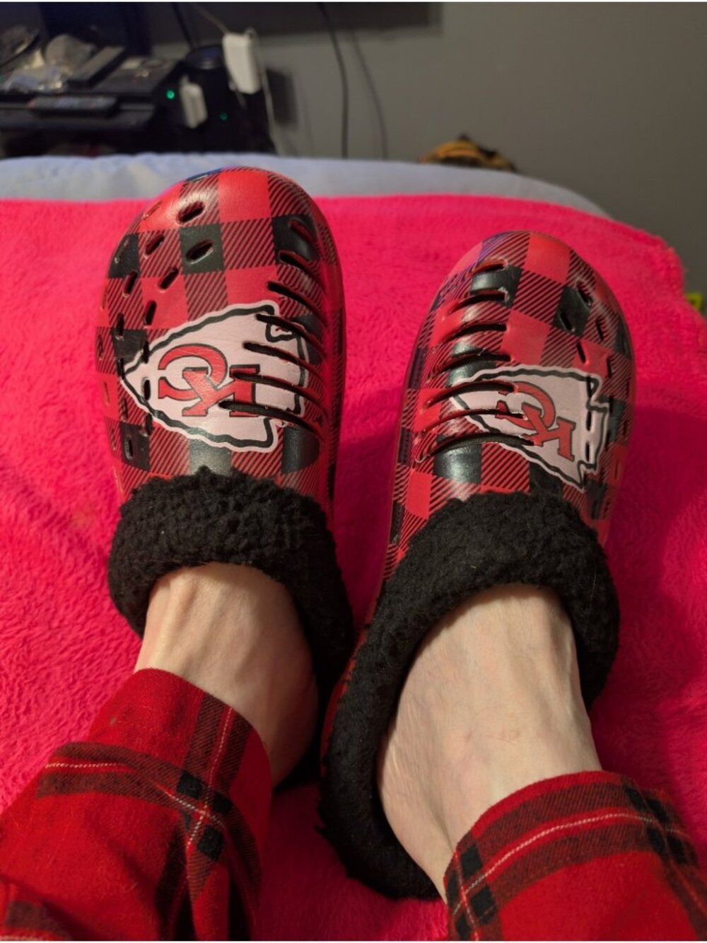 FOCO Kansas City Chiefs Clogs Lined Slippers Mens Large 11-12 Plaid Shoes